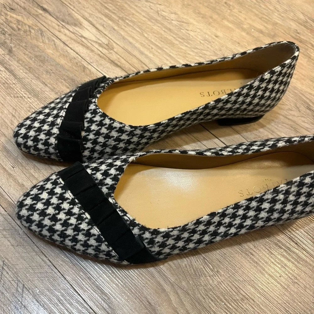 Talbots elegant houndstooth